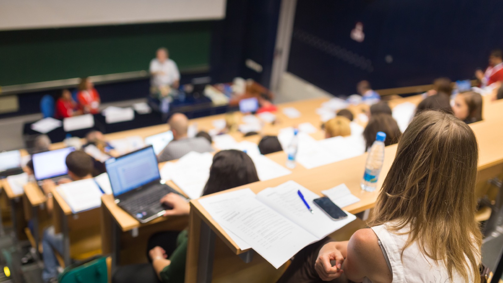 Universitet Məlumatları